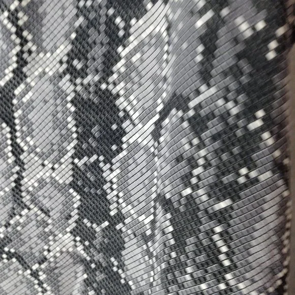 Joie Corette 100% Silk Snake Print Sleeveless Top Size S V-Neck Tank - Picture 4 of 5